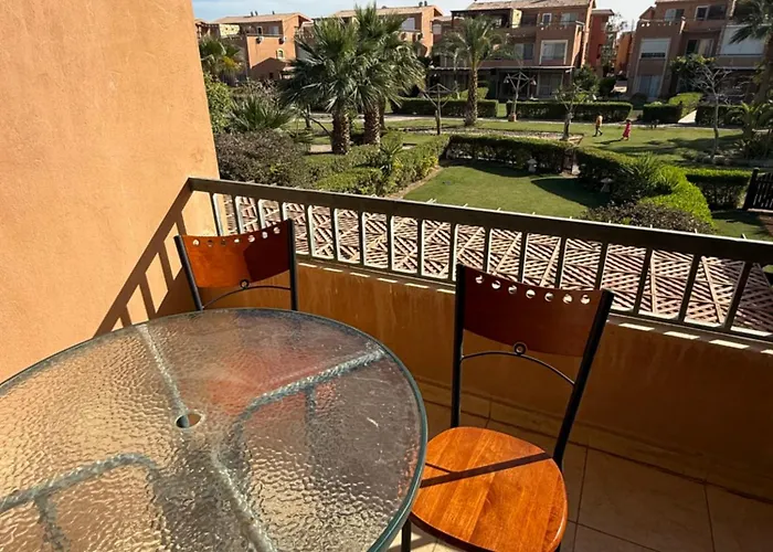 Apartment Luxury 4br In Sokhna Private &beach Access *