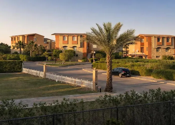 Apartment Luxury 4br In Sokhna Private &beach Access *