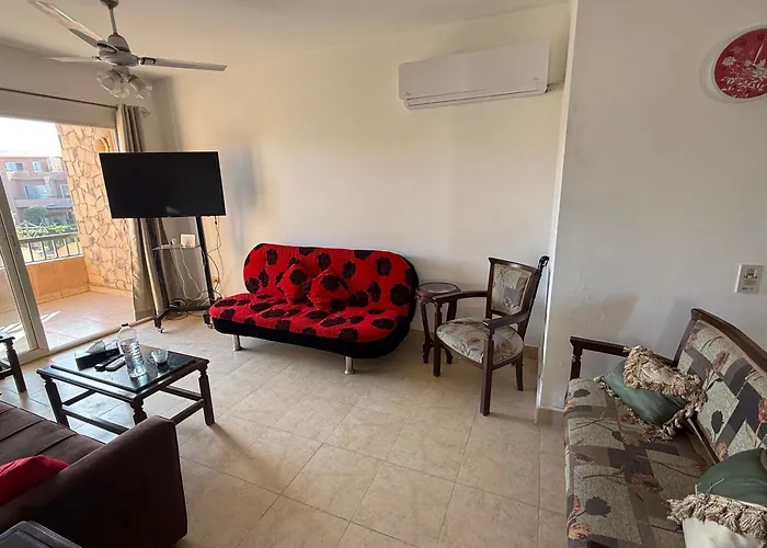 Luxury 4br In Sokhna Private &beach Access *