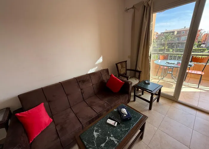 Apartment Luxury 4br In Sokhna Private &beach Access *